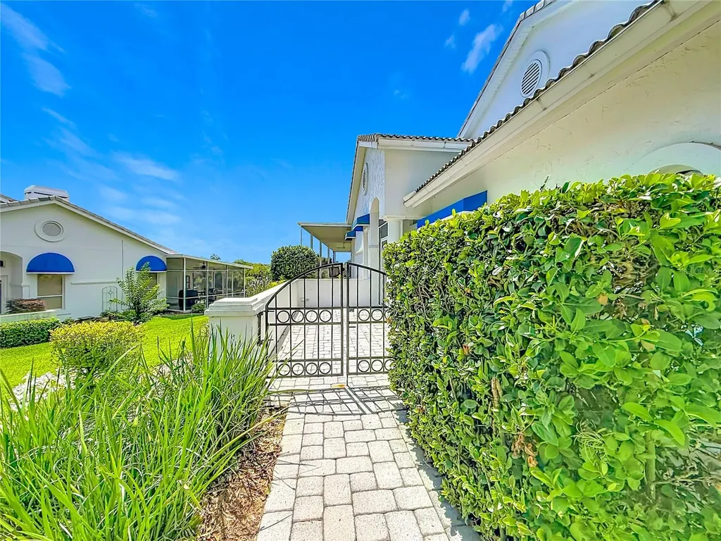 6042 Topsail Road Lady Lake FL 32159