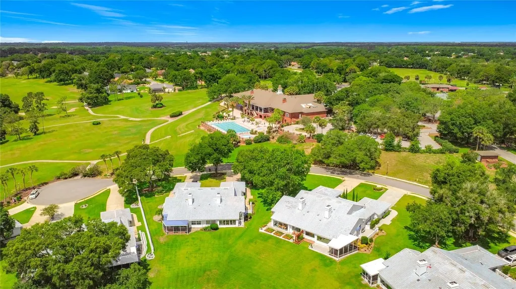 6042 Topsail Road Lady Lake FL 32159