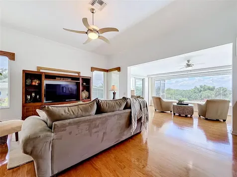 6042 Topsail Road Lady Lake FL 32159
