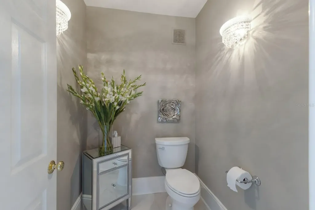 1829 Bougainvillea Street Sarasota FL 34239