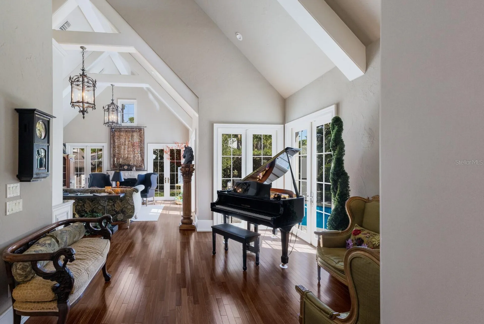 1829 Bougainvillea Street Sarasota FL 34239