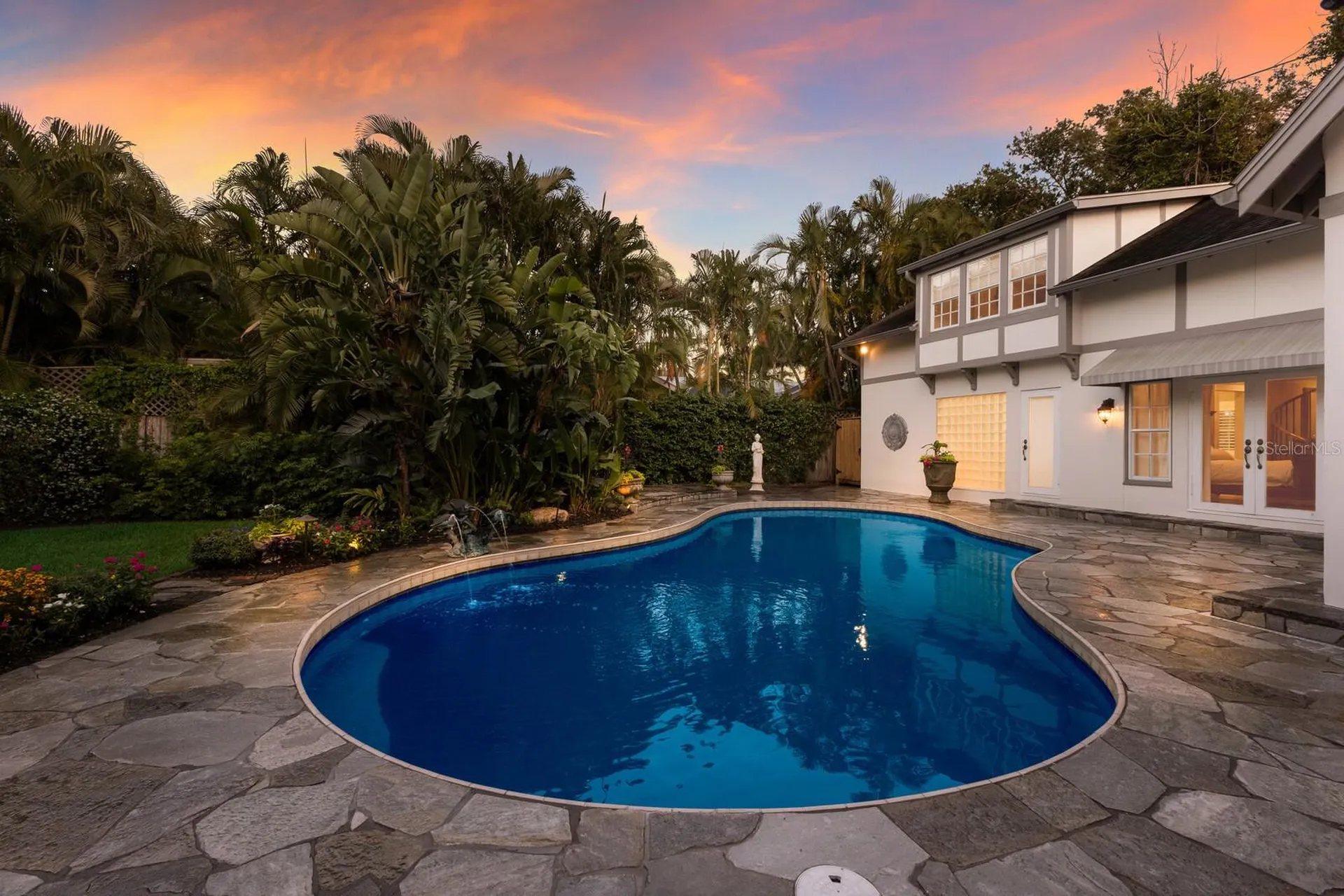 1829 Bougainvillea Street Sarasota FL 34239