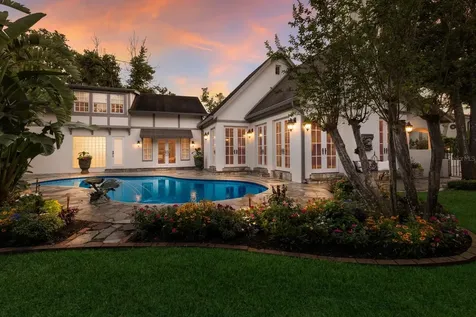 1829 Bougainvillea Street Sarasota FL 34239