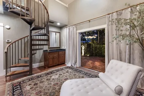 1829 Bougainvillea Street Sarasota FL 34239