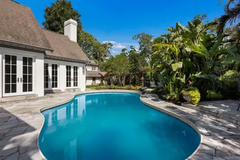 1829 Bougainvillea Street Sarasota FL 34239