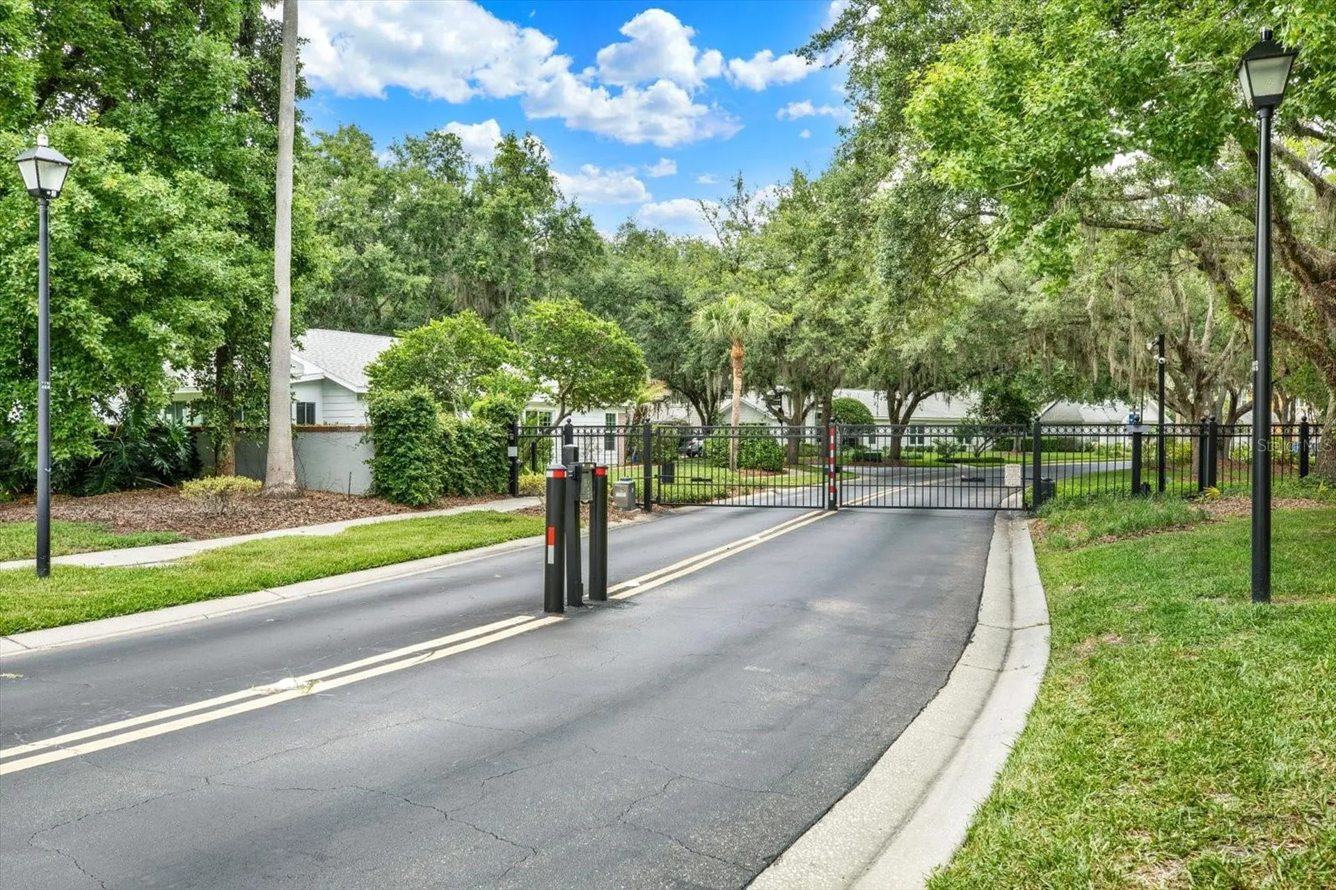 16002 Robey Court Tampa FL 33647