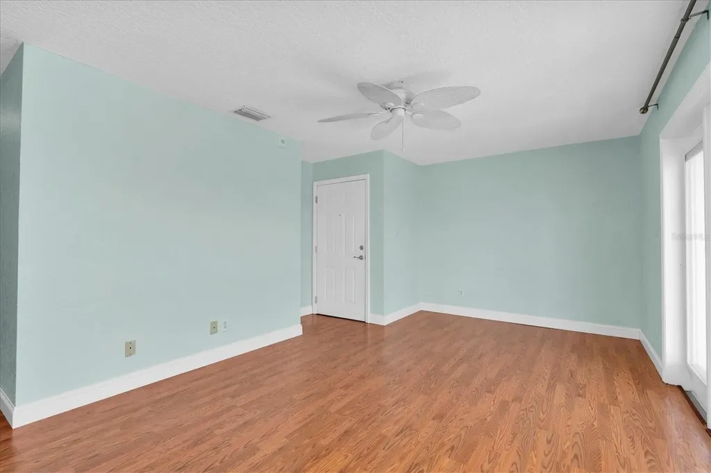 4858 Coquina Key Drive SE St Petersburg FL 33705
