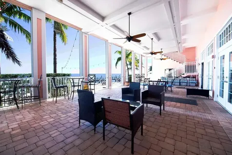 4858 Coquina Key Drive SE St Petersburg FL 33705