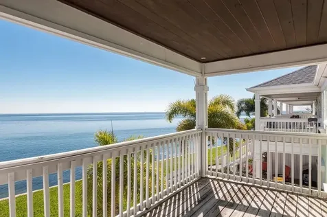 4858 Coquina Key Drive SE St Petersburg FL 33705