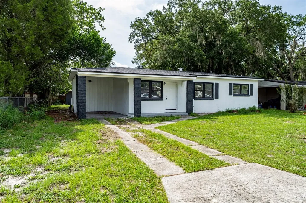 1010 Newman Drive Leesburg FL 34748