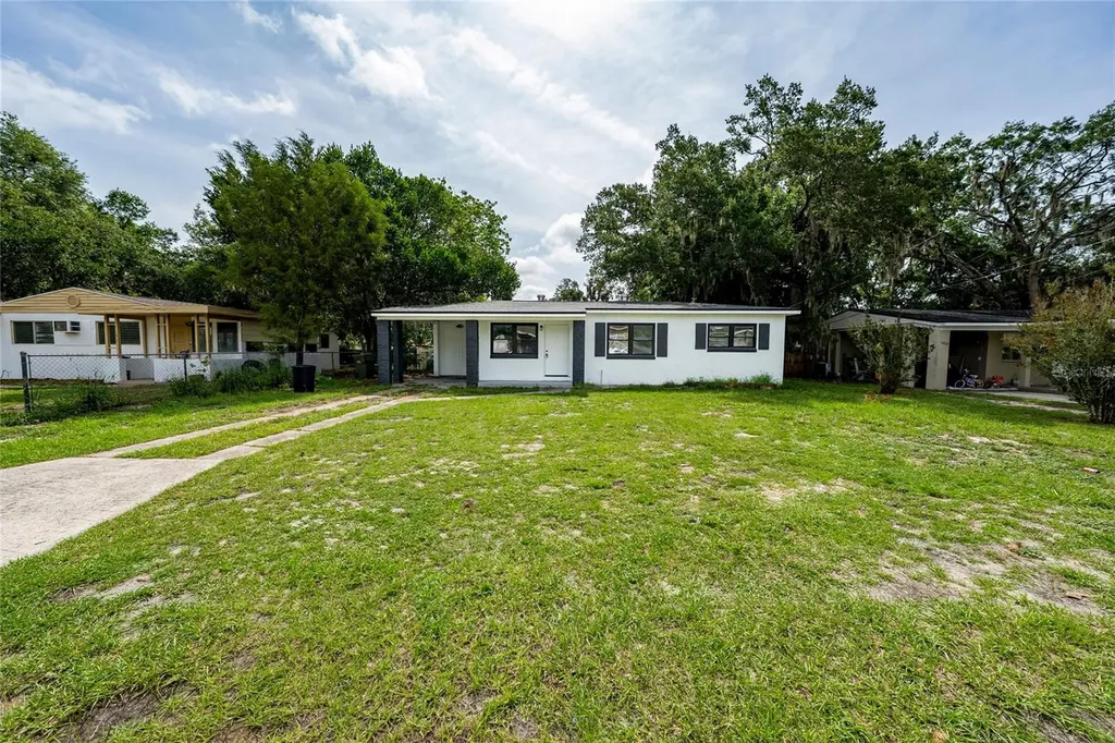 1010 Newman Drive Leesburg FL 34748