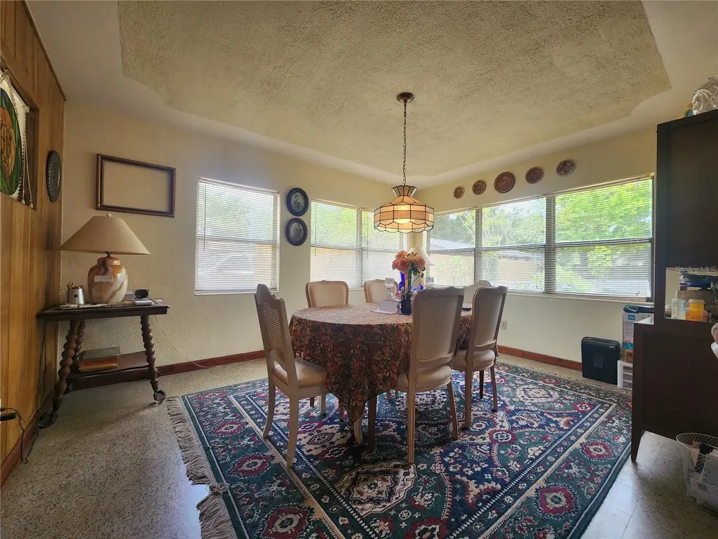 1604 28th Street W Bradenton FL 34205