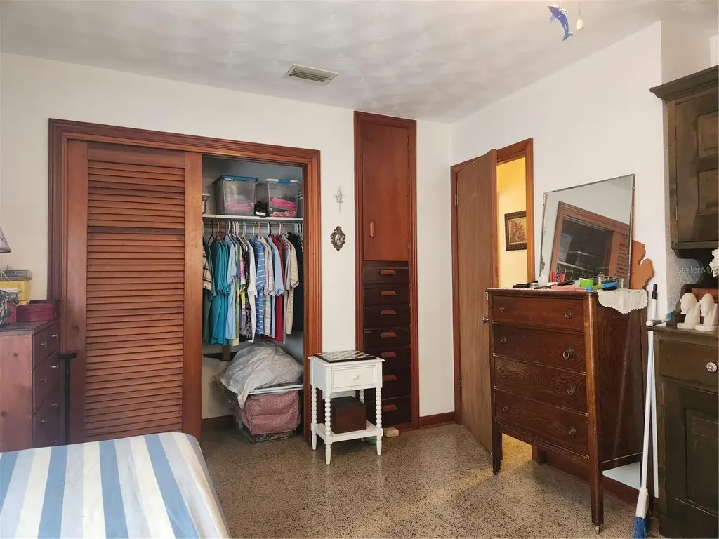 1604 28th Street W Bradenton FL 34205