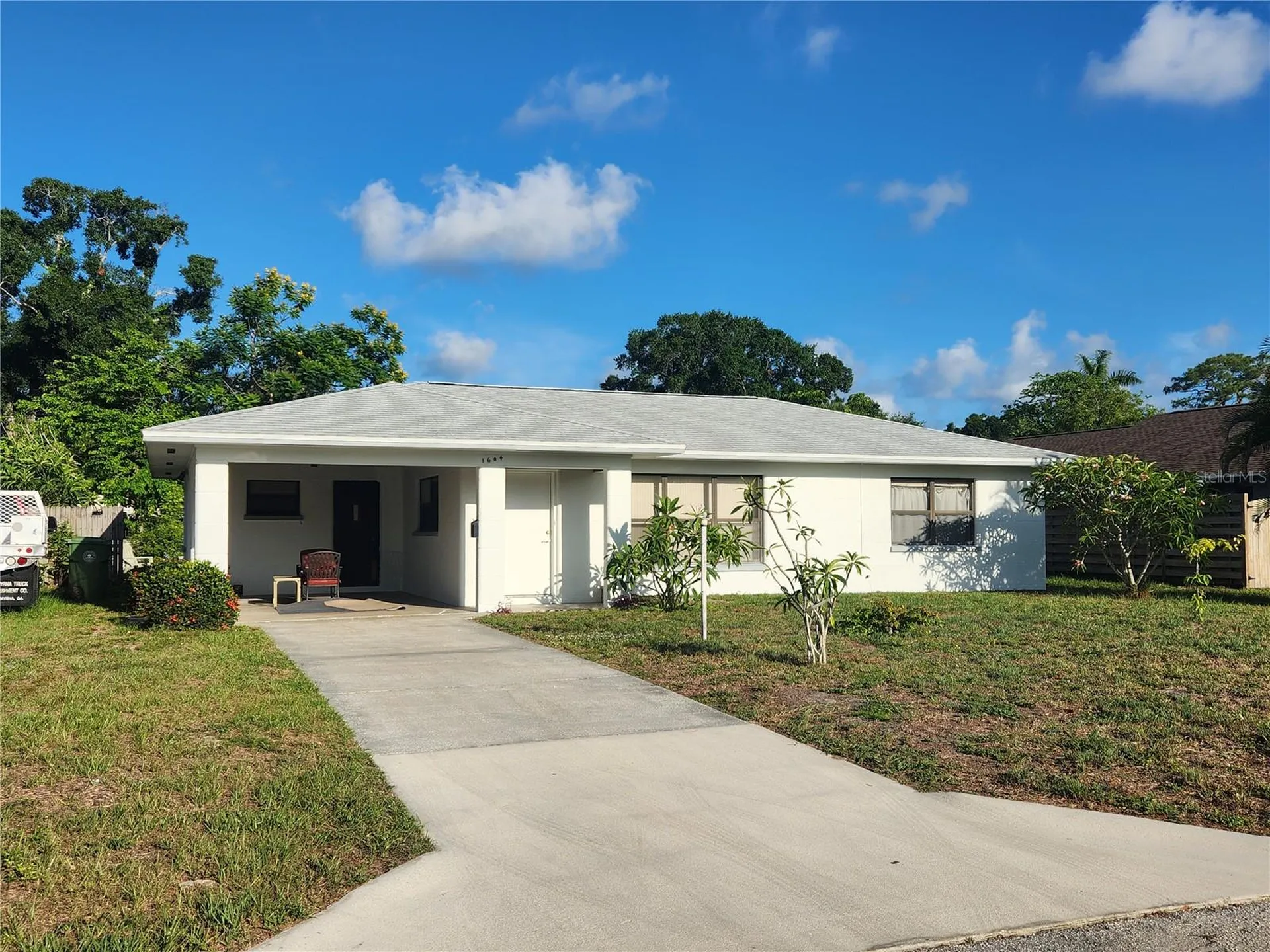 1604 28th Street W Bradenton FL 34205