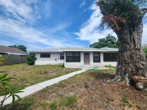 1604 28th Street W Bradenton FL 34205