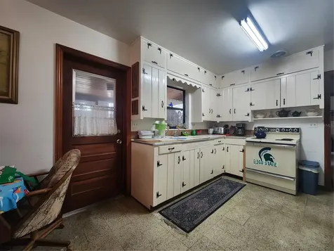 1604 28th Street W Bradenton FL 34205