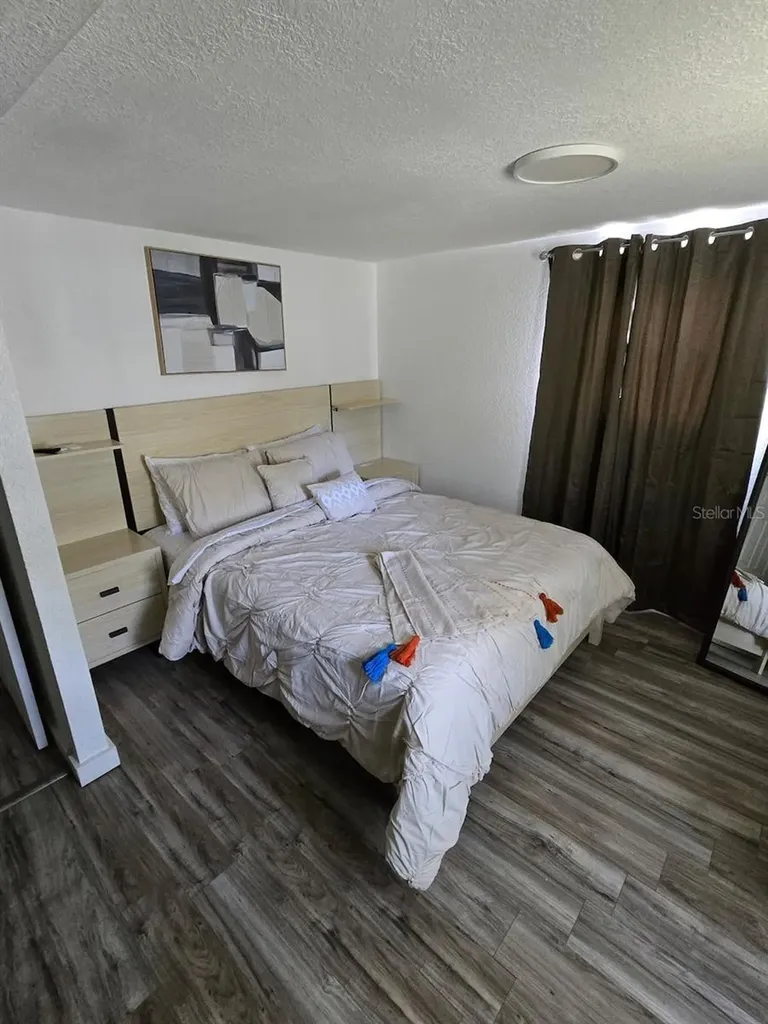 28488 Us Highway 19 N Clearwater FL 33761