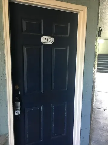 5112 Conroy Road Orlando FL 32811