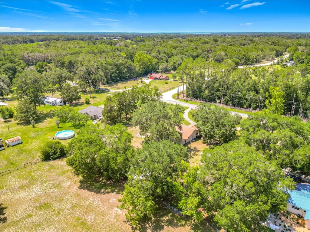 900 NE 165th Street Citra FL 32113