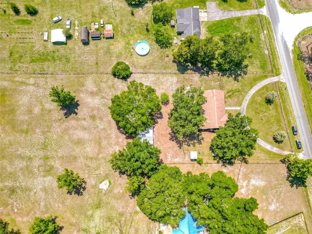 900 NE 165th Street Citra FL 32113