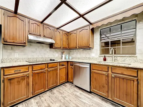 900 NE 165th Street Citra FL 32113