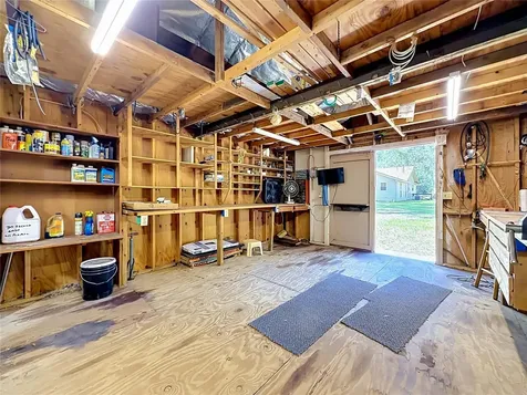 900 NE 165th Street Citra FL 32113