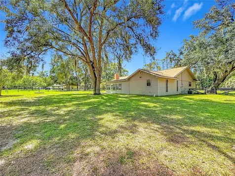 900 NE 165th Street Citra FL 32113