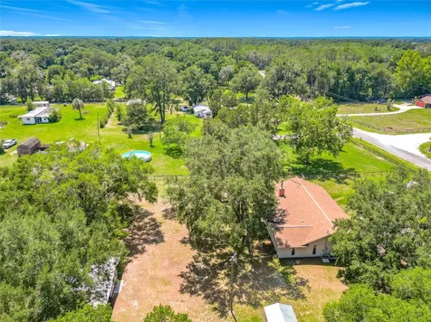 900 NE 165th Street Citra FL 32113
