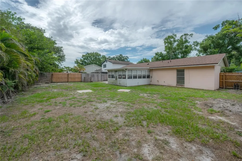 8235 Vassar Circle Tampa FL 33634
