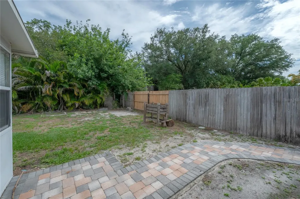 8235 Vassar Circle Tampa FL 33634