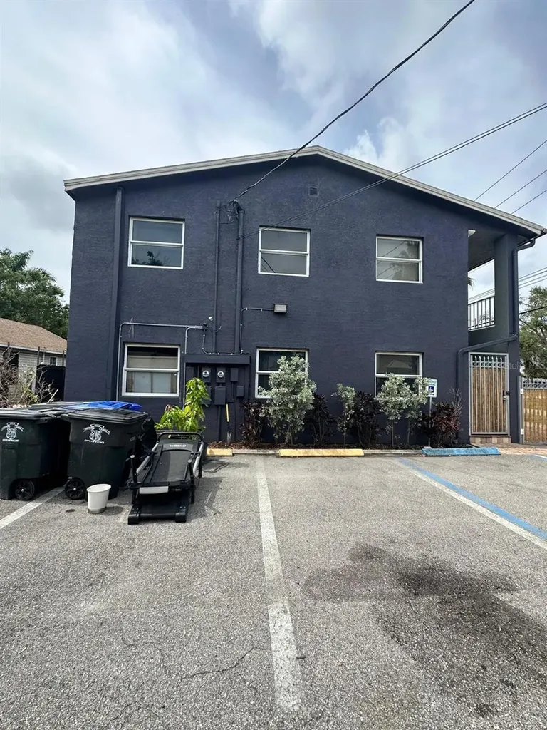 2251 Grand Avenue Fort Myers FL 33901
