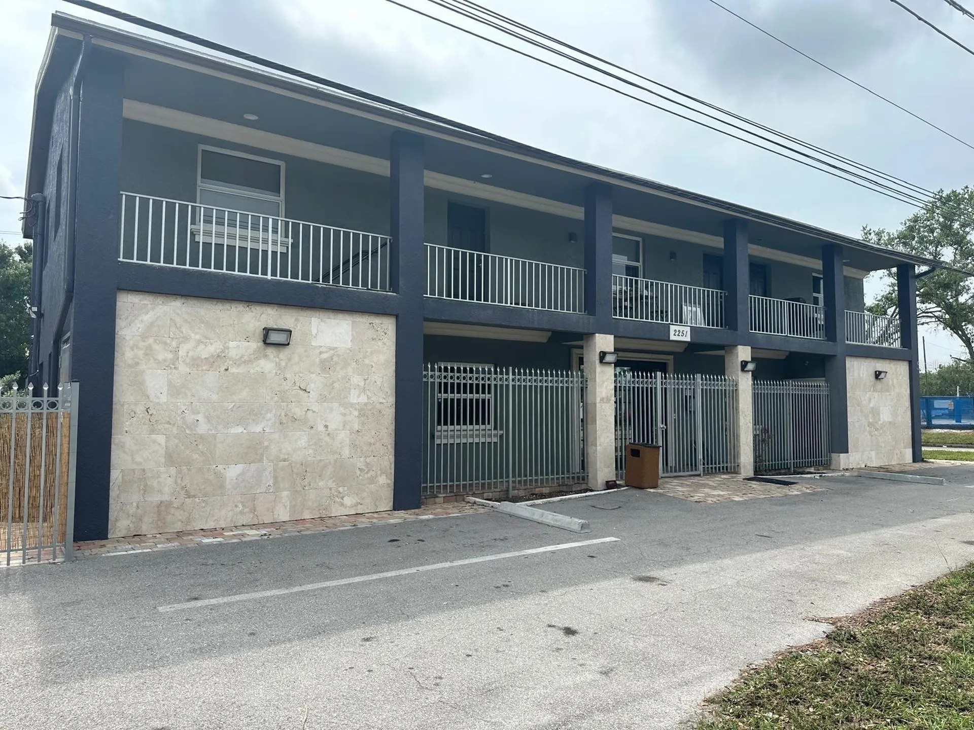 2251 Grand Avenue Fort Myers FL 33901