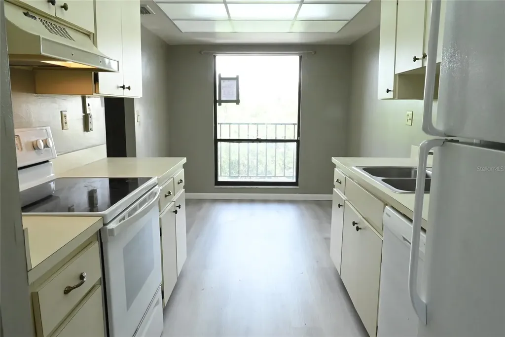 2700 Cove Cay Drive Clearwater FL 33760