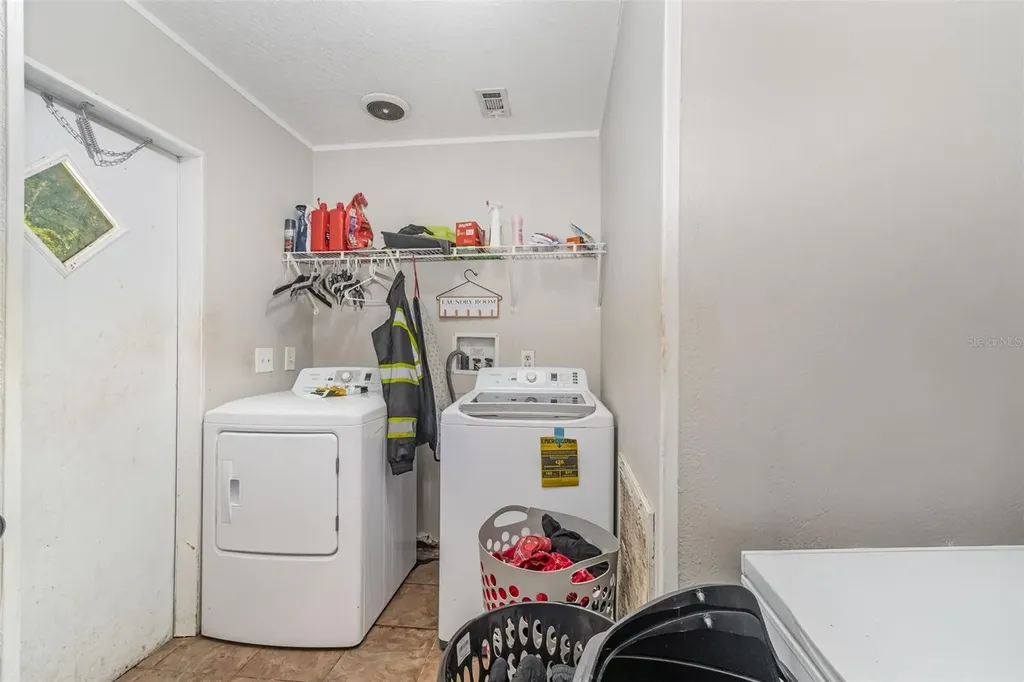 18905 NW 250th Street High Springs FL 32643