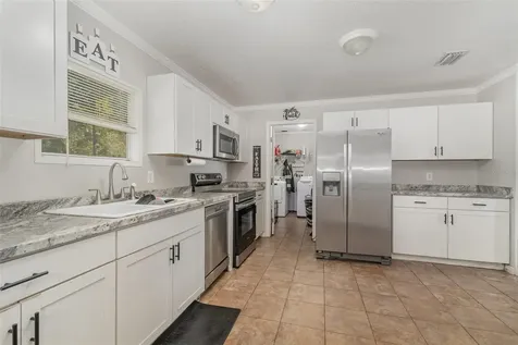 18905 NW 250th Street High Springs FL 32643