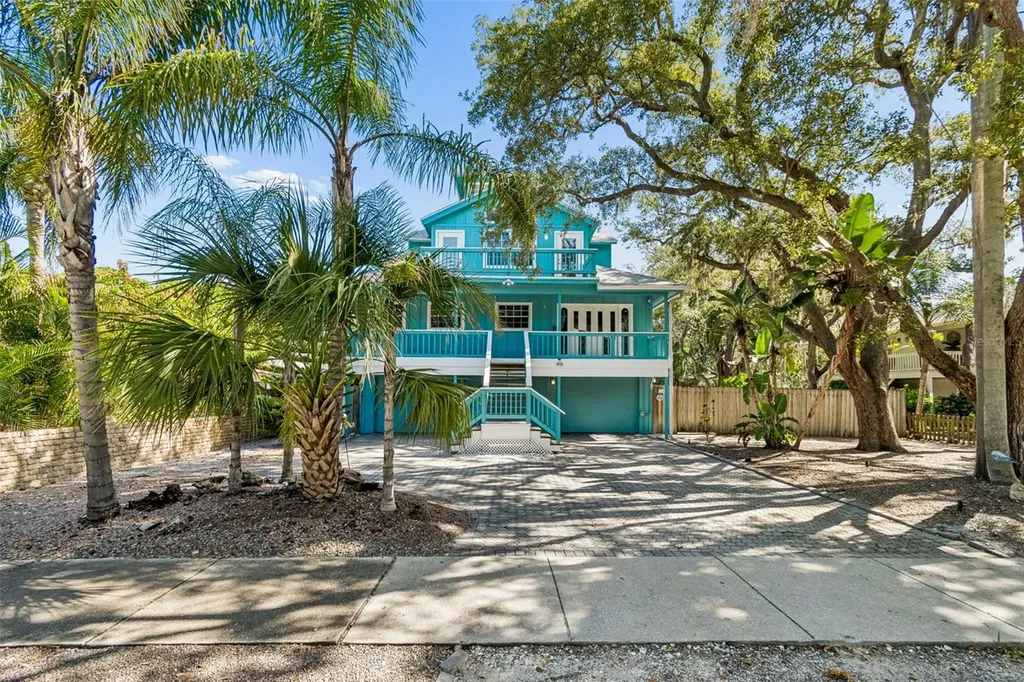 416 Tennessee Avenue Crystal Beach FL 34681