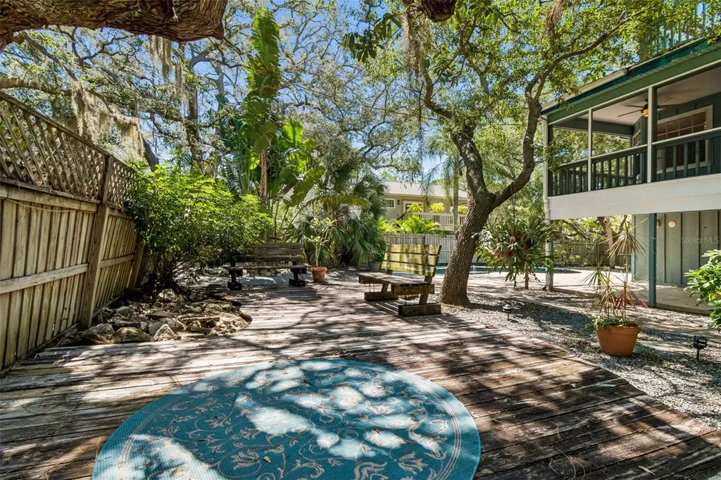 416 Tennessee Avenue Crystal Beach FL 34681
