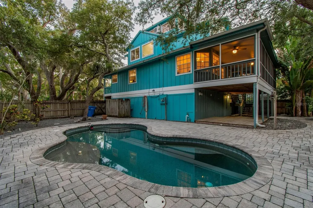 416 Tennessee Avenue Crystal Beach FL 34681