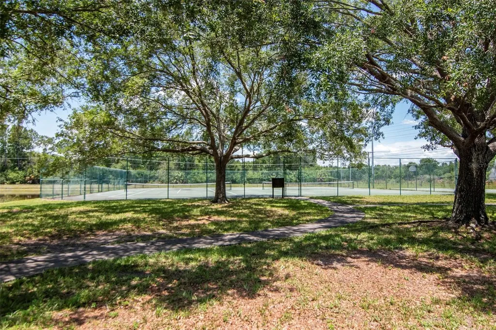 9130 Lake Chase Island Way Tampa FL 33626