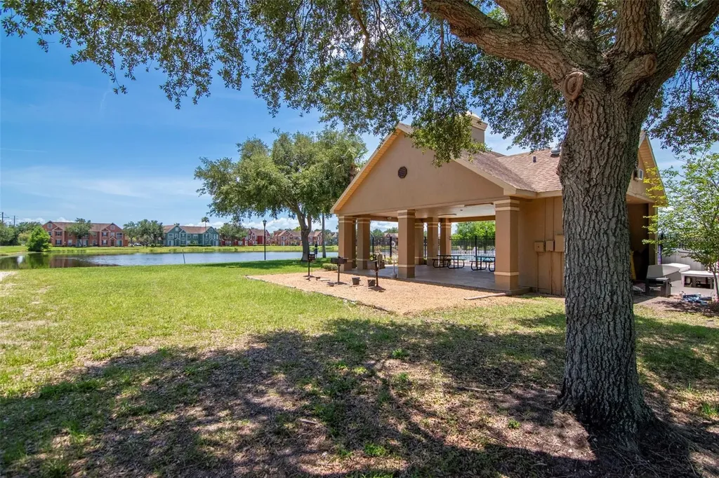 9130 Lake Chase Island Way Tampa FL 33626