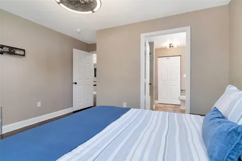 9130 Lake Chase Island Way Tampa FL 33626