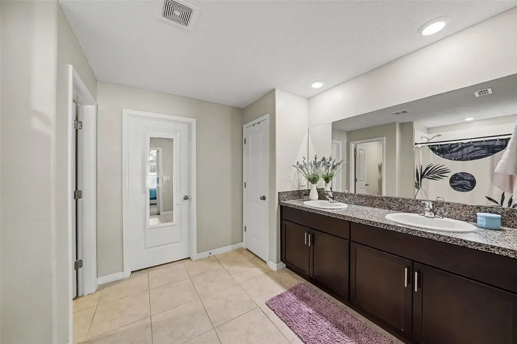13003 Majestic Garden Lane Riverview FL 33579