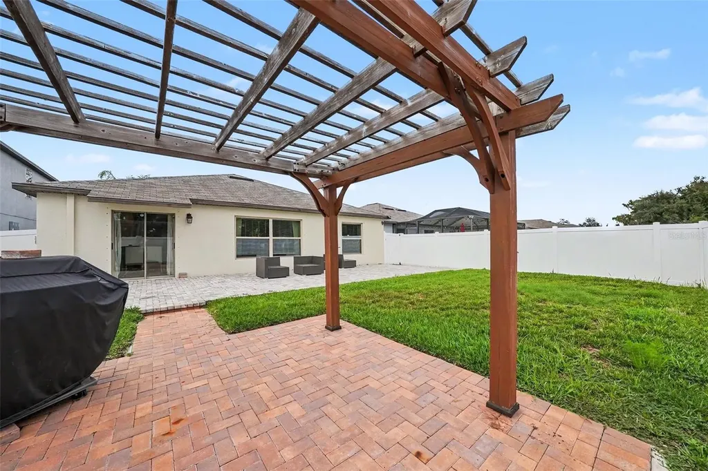 13003 Majestic Garden Lane Riverview FL 33579