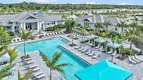 9718 Crystal Isles Circle Sarasota FL 34241