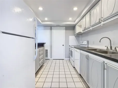 1130 N Lake Parker Avenue Lakeland FL 33805
