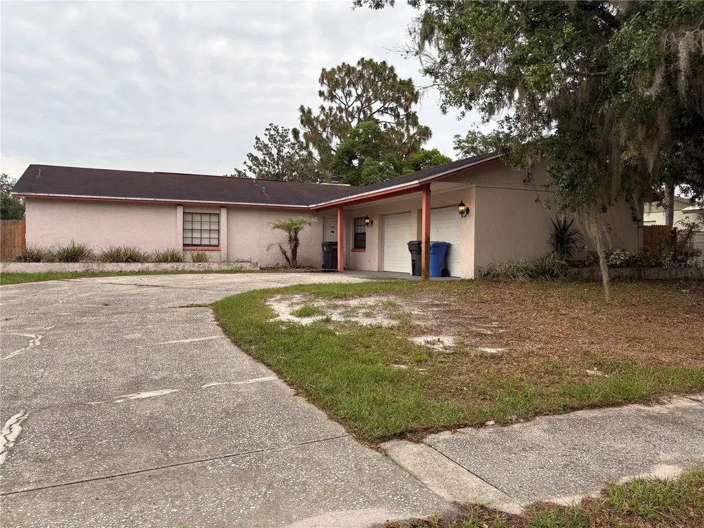 524 Wynnwood Drive Brandon FL 33511