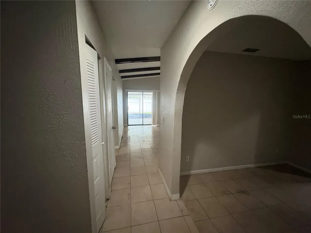524 Wynnwood Drive Brandon FL 33511