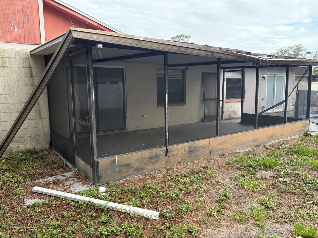 524 Wynnwood Drive Brandon FL 33511