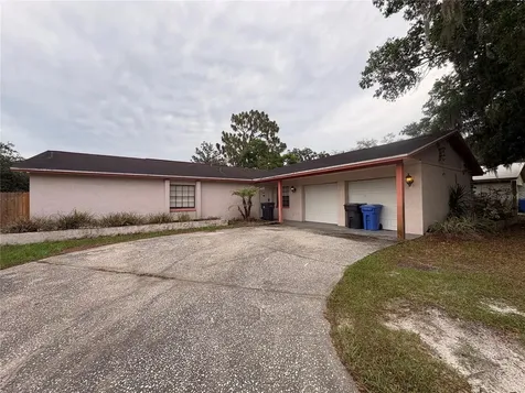 524 Wynnwood Drive Brandon FL 33511