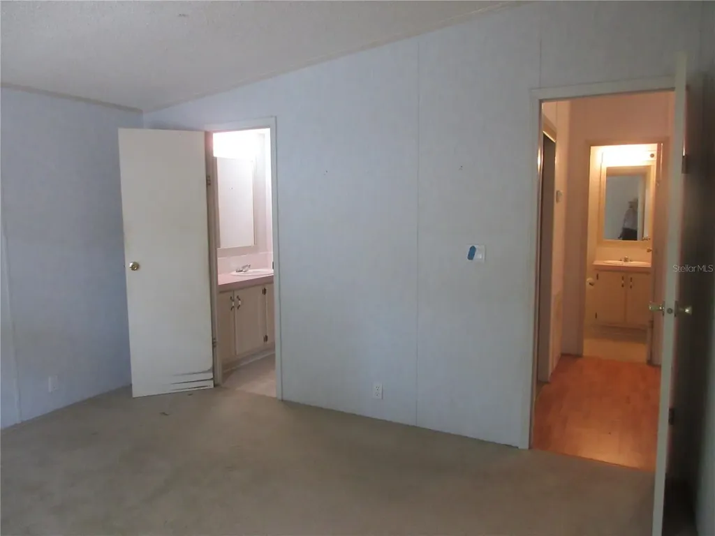 2562 SE 178th Avenue Silver Springs FL 34488